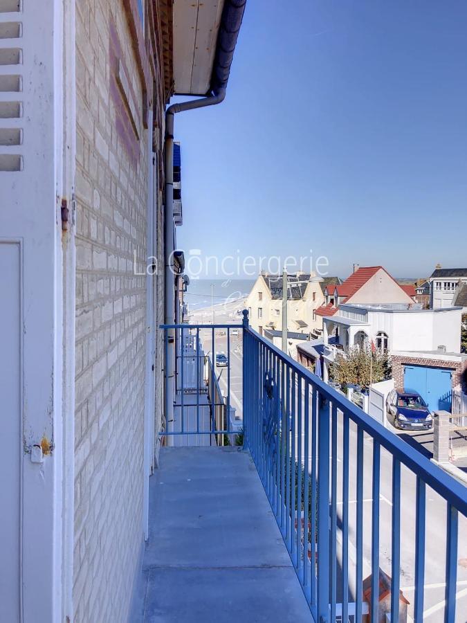 Ad 30 - Appt Balcon 2 Chambres Et A Ault Luaran gambar